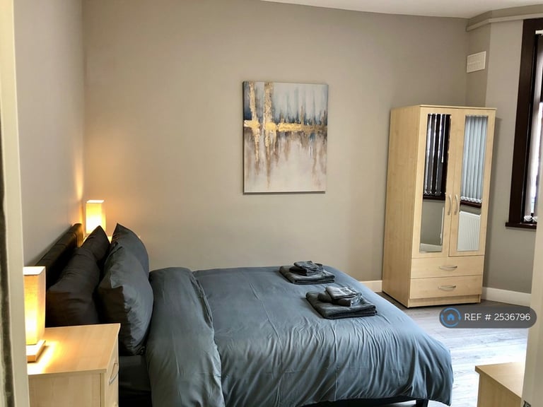 5 bedroom house in Kingsway, Coventry, CV2 (5 bed) (#2536796)