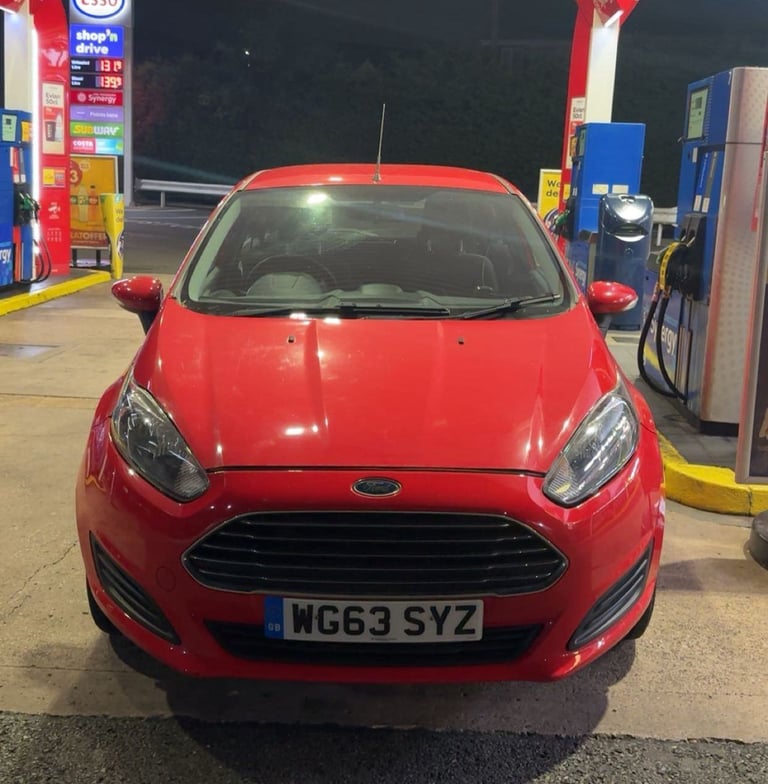 Ford, FIESTA, Hatchback, 2013, Manual, 1241 (cc), 5 doors