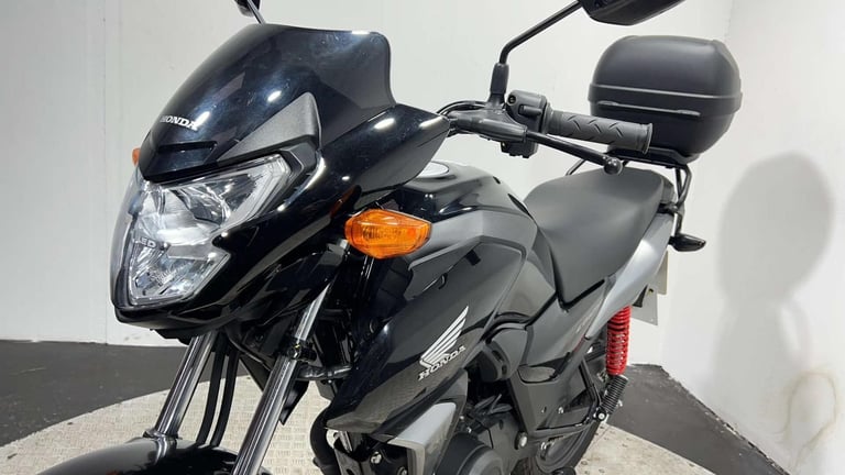 Honda CB 2022 VERY CLEAN LOW MILEAGE 2K 125CC COMMUTER LEARNER BIKE