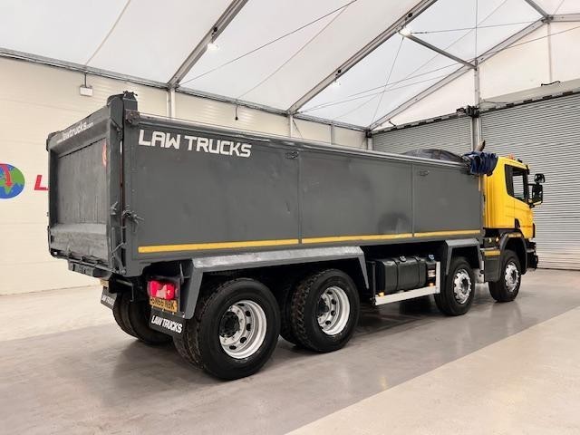 Scania P370 8x4 Day Cab Tipper Manual