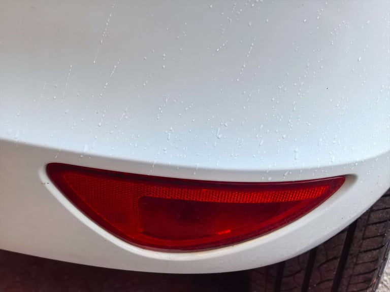 2009 Renault Clio 1.1 Clio Expression 16v 5dr Hatchback Petrol Manual