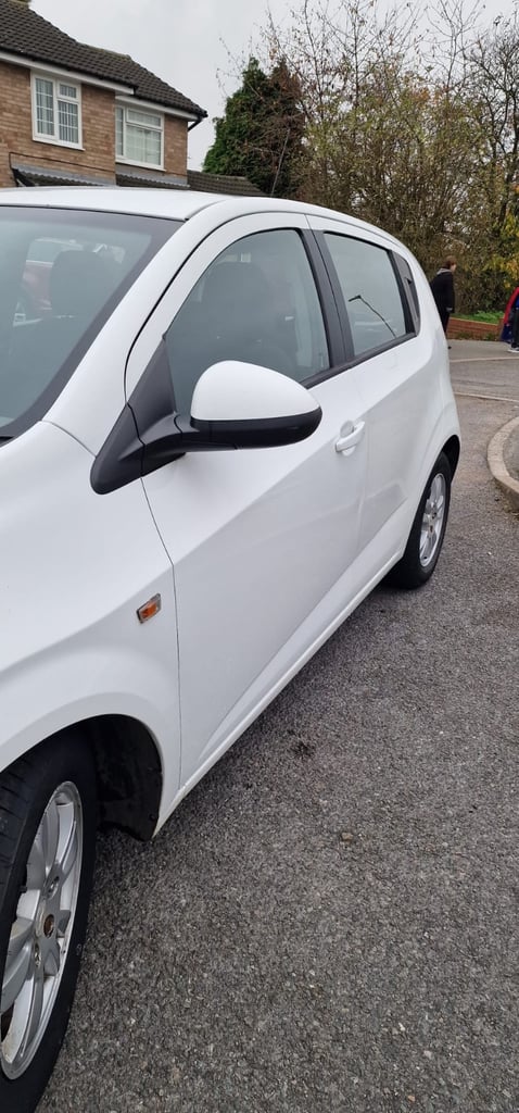 Chevrolet, AVEO, Hatchback, 2012, Manual, 1248 (cc), 5 doors