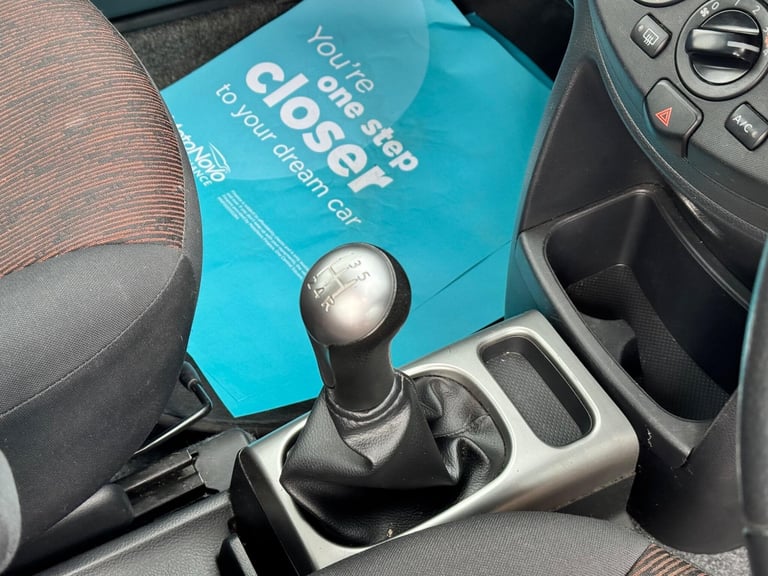 2009 Nissan Note 1.4 16V Acenta Euro 4 5dr MPV Petrol Manual