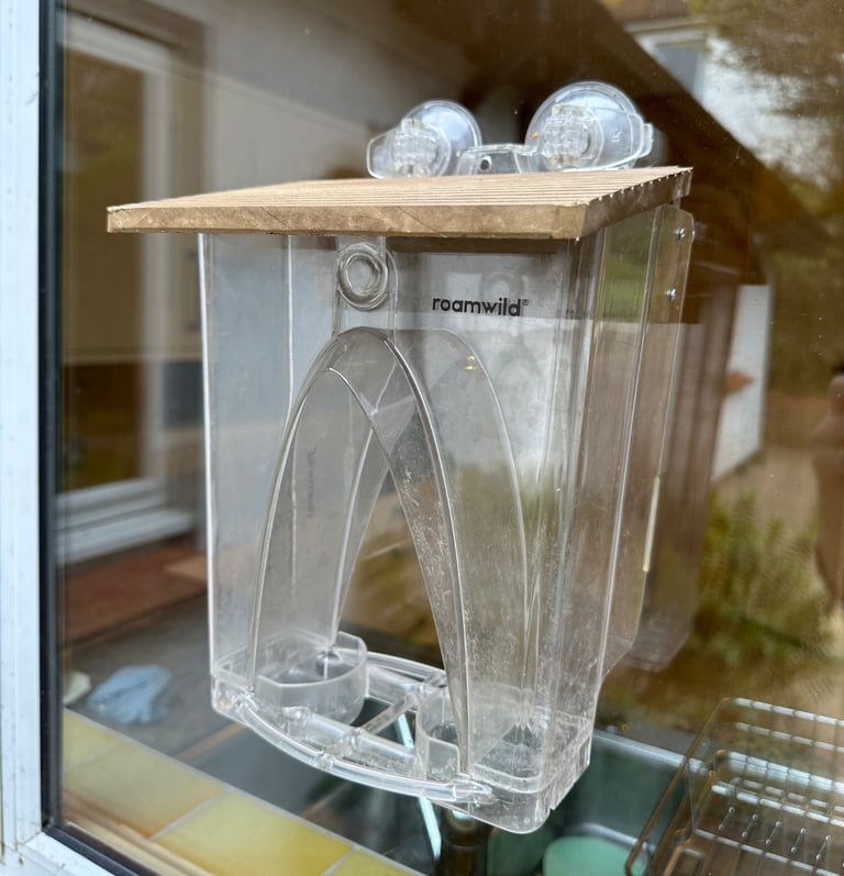 image for Roamwild bird feeder 