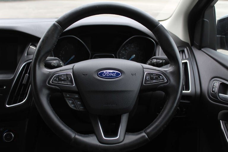 2016 Ford Focus 1.6 Focus Titanium Auto 5dr Hatchback Petrol Automatic
