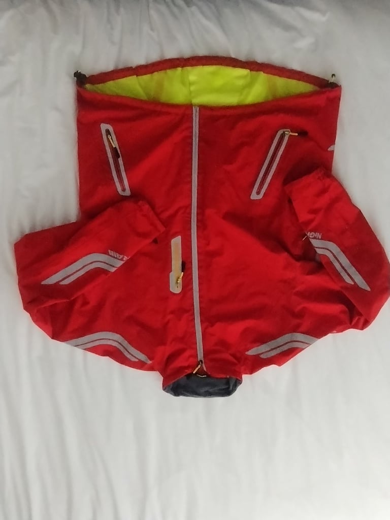 image for Altura cycling jacket l