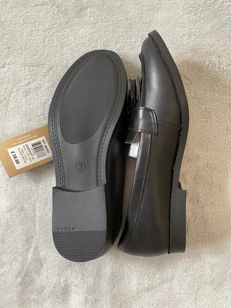 John Lewis Genuine Leather Loafers (size: 3UK)