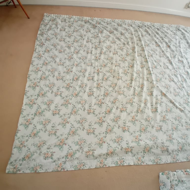Vintage Laura Ashley 6.5m Louise floral curtains, Pelmet & tie backs