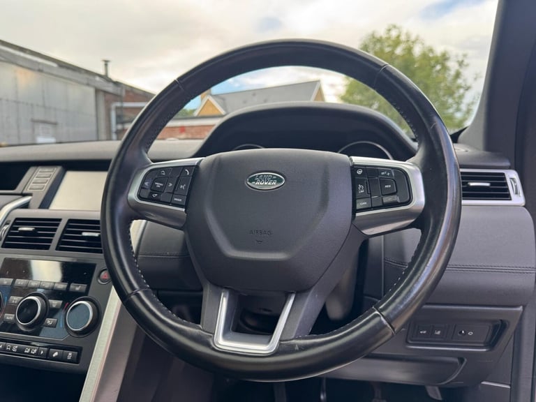 2017 Land Rover Discovery Sport 2.0 TD4 HSE 4WD Euro 6 (s/s) 5dr ESTATE Diesel Manual