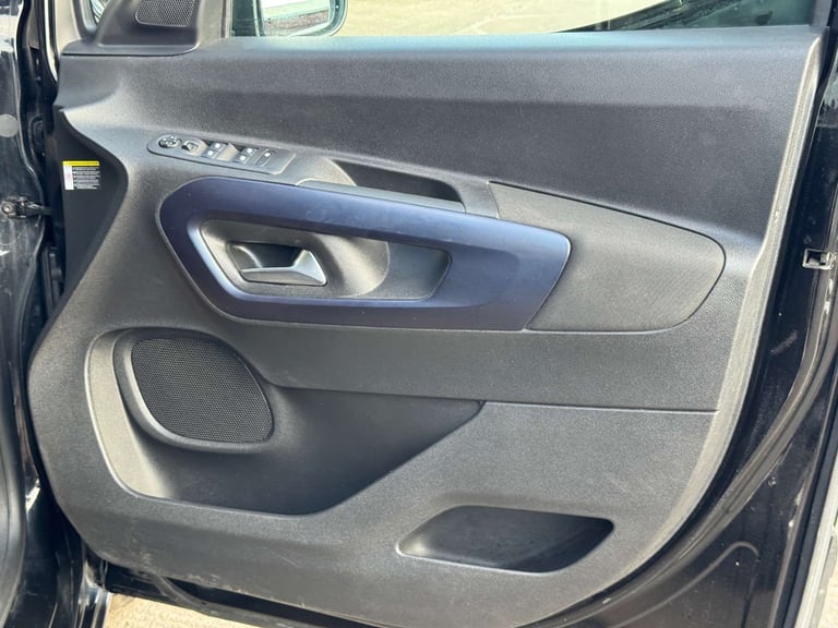 2019 Peugeot Rifter 1.2 Rifter Allure PureTech S/S 5dr - NATIONAL DELIVERY* Unlisted Petrol Manual