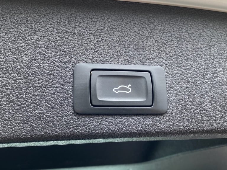 2021 Audi Q2 1.0 TFSI 30 Sport SUV 5dr Petrol Manual Euro 6 (s/s) (110 ps) ESTATE Petrol Manual
