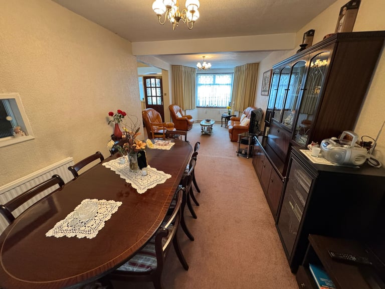 3 bedroom house in 3 Bedroom Semi Detached House – Oaklands Avenue, Edmonton N9