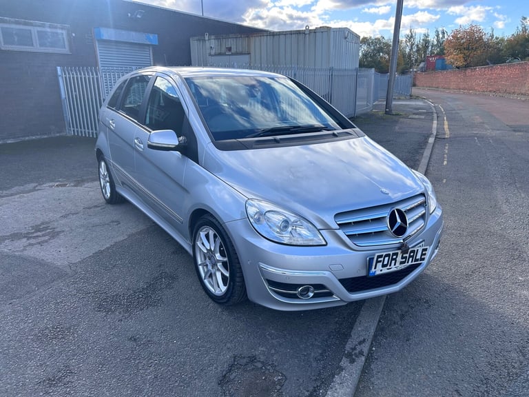 2009 Mercedes-Benz B Class B180 CDI Sport 5dr CVT Auto MPV Diesel Automatic