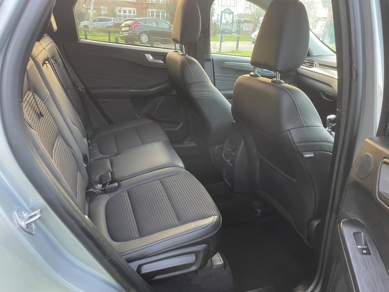 FORD KUGA 1.5 Kuga Titanium Edition 5 door 1.5L EcoBoost 150PS FWD 6 Speed