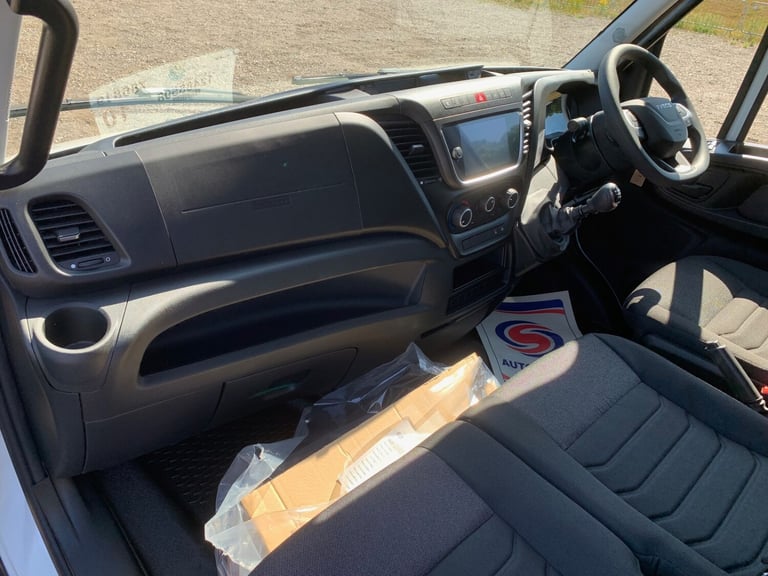 Iveco Daily 35S14 Curtainsider 2.3ltr 140bhp 6- Speed Manual