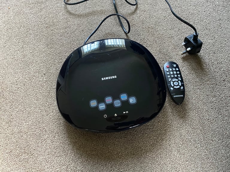 DVD player Samsung + 10 DVD 