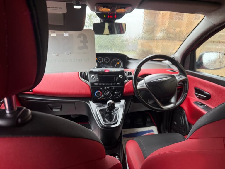 2012 Chrysler Ypsilon 1.2 Black and Red 5dr HATCHBACK Petrol Manual