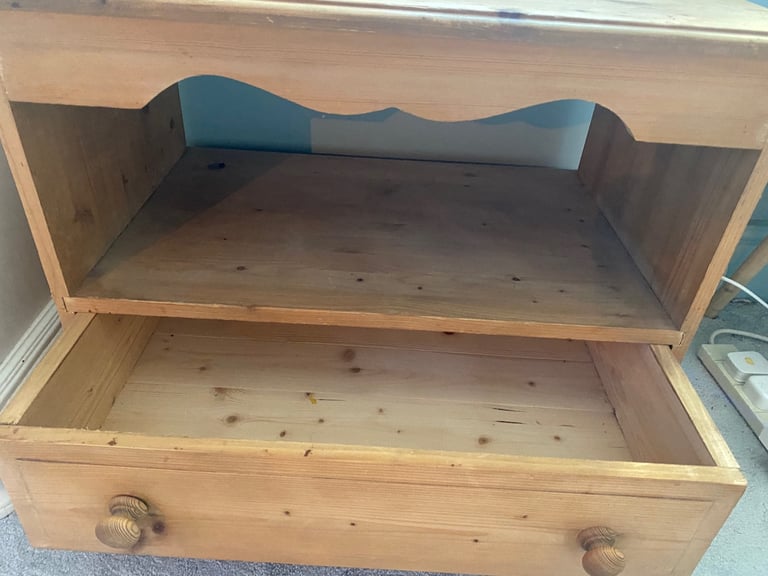 TV/Entertainment cabinet