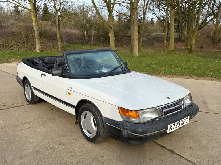 image for 1993 Saab 900 20 S Special 2dr CONVERTIBLE Petrol Manual