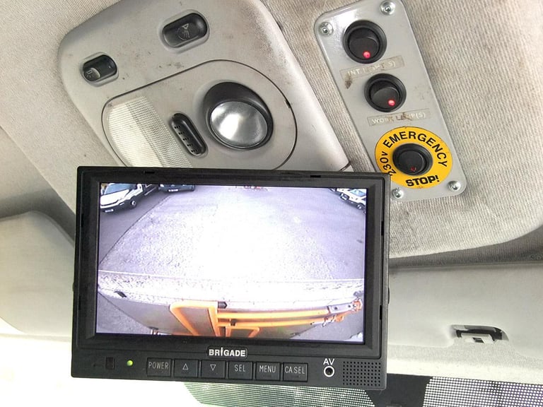 2014 "64" Iveco Daily 70C17 EEV, 7 tonne HGV Panel Van +TAIL LIFT, Digital Tacho