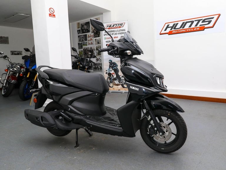 2024, '24 Yamaha RayZR Learner Legal Scooter. ONLY 1,376 MILES. Warranty. £1,995