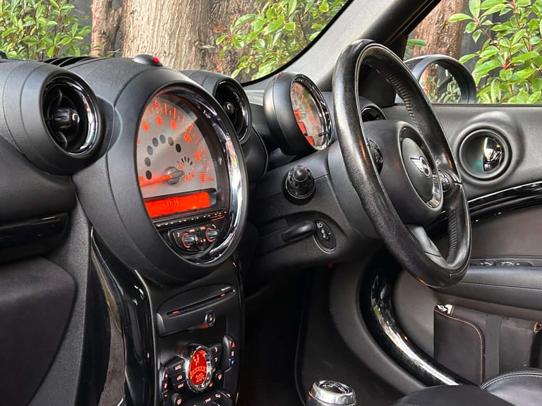 2013 MINI Countryman 1.6 Countryman Cooper 5dr SUV Petrol Manual