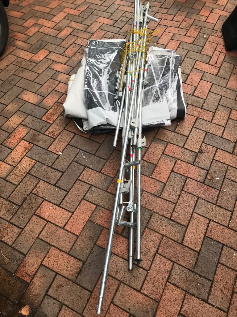 Porch awning for caravan.  One pole missing from front flap hence low price.
