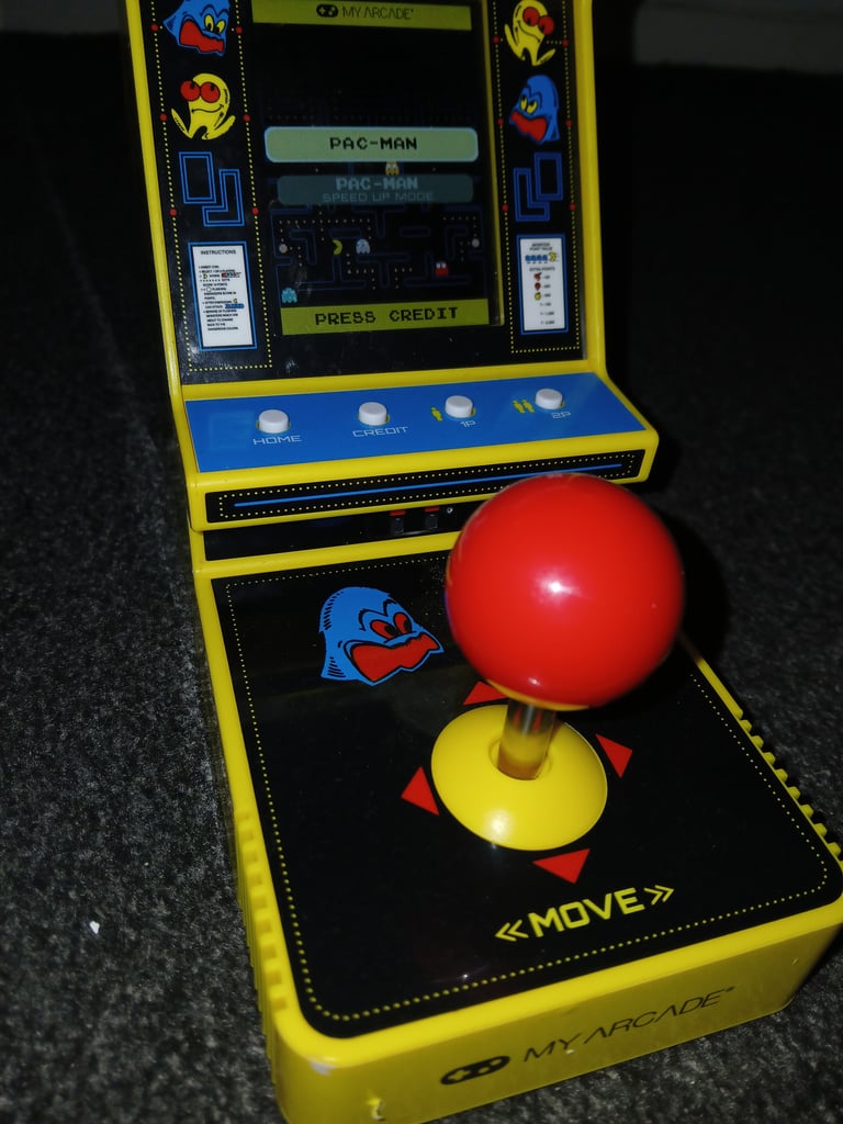 Mini pacman arcade machine 