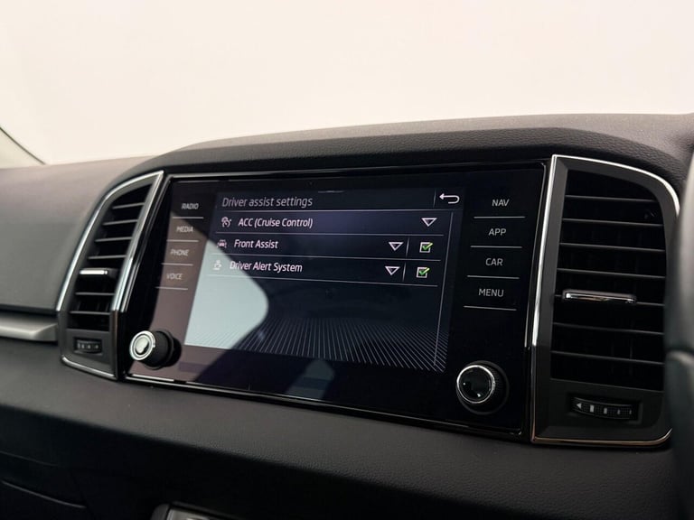 2021 Skoda Karoq 1.0 TSI SE Technology Euro 6 (s/s) 5dr ESTATE Petrol Manual