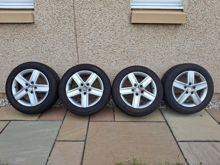Wheel Rims & Tyres in Excellent Condition