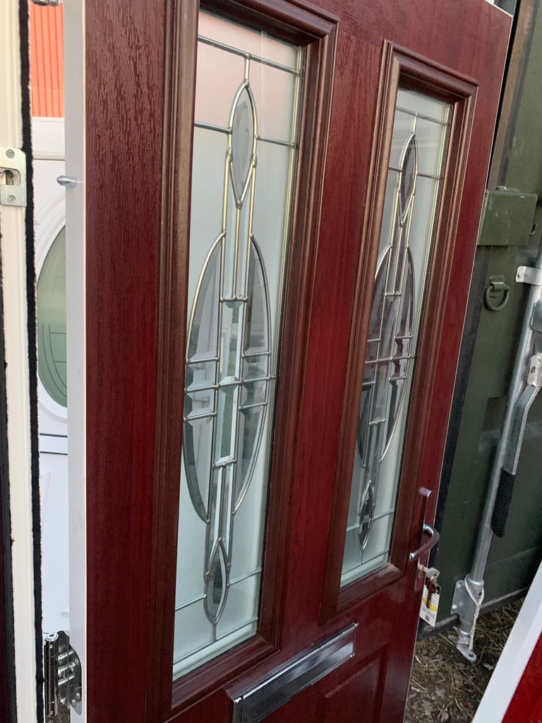 Brand new composite front door with high security locks Free local delivery 