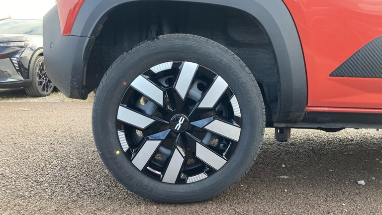 2025 Dacia Spring 27kWh Expression 65 48kW 5dr Auto Electric Hatchback Hatchback Electric Automatic