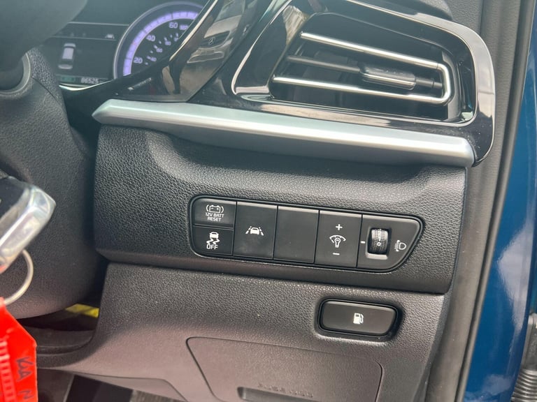 2019 Kia Niro 1.6 GDi 2 DCT Euro 6 (s/s) 5dr HATCHBACK Petrol/Electric Hybrid Automatic