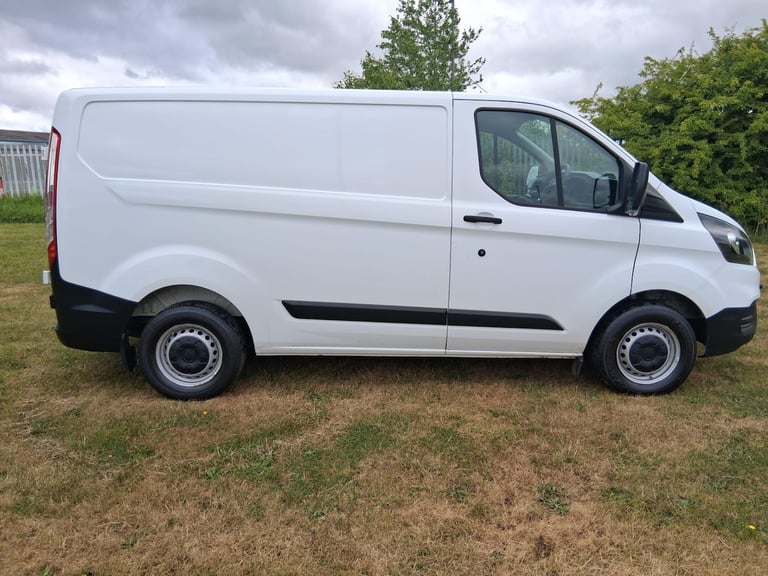 2018 Ford Transit Custom 2.0 TDCi 105ps Low Roof Van PANEL VAN Diesel Manual