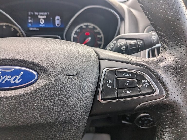 2016 Ford Focus 2.0T EcoBoost ST-2 5dr HATCHBACK PETROL Manual