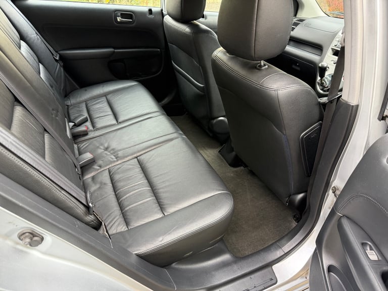 2004 Honda Civic 1.6 i-VTEC Executive 5dr HATCHBACK Petrol Manual - Image 10