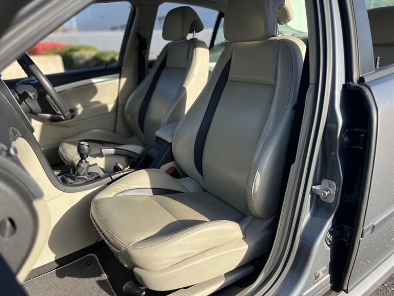 Saab 9-3 2.0T Vector 4dr Petrol Manual - Image 20