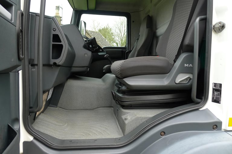 MAN TGM 18.240 Stainless Steel Tanker. 1 Owner. 72,595km.