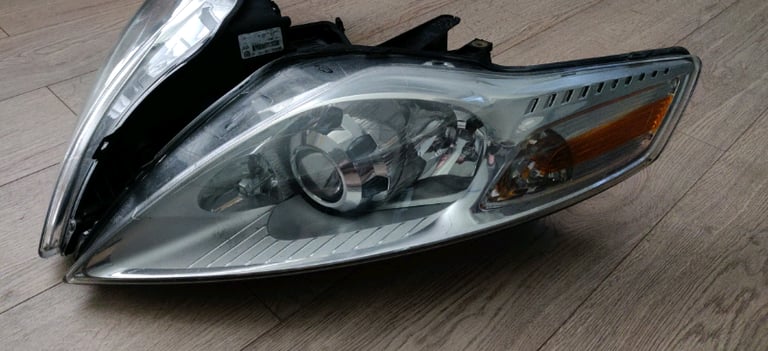 Ford Mondeo MK4.5 XENON headlights 