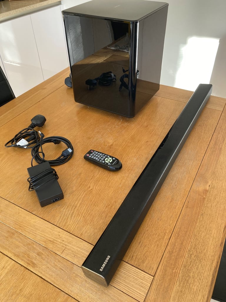 Samsung Soundbar and Sub ONLY £10