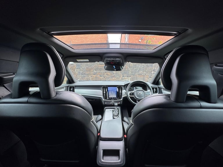 2018 Volvo S90 2.0 D5 PowerPulse R-Design Auto AWD Euro 6 (s/s) 4dr SALOON Diesel Automatic