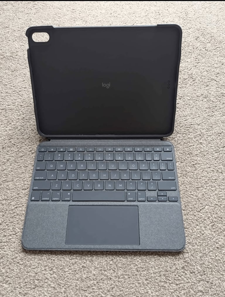 Logitech iPad Air Keyboard 