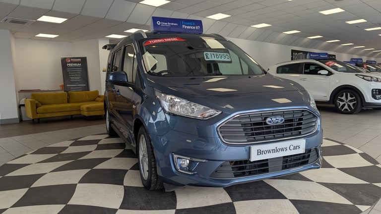 image for 2019 Ford Grand Tourneo Connect 1.5 EcoBlue 120 Titanium 5dr 11000 MILES WHEELCHAIR ACCESS 69 PLA...