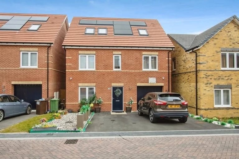 House for rent- 5 bedroom fully detached  in castleford Westyorkshire
