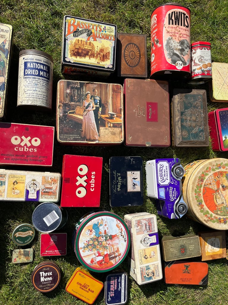 Large collection vintage advertising tins JobLot