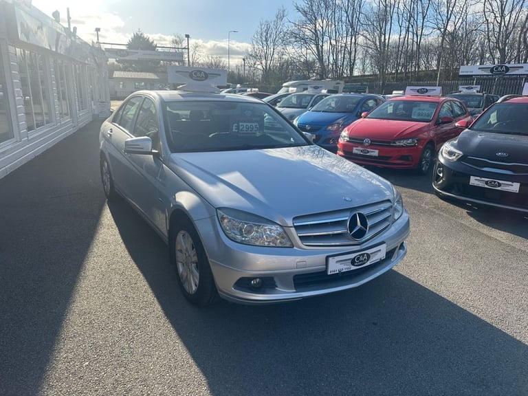 2009 Mercedes-Benz C-Class 1.6 C180K BlueEfficiency Executive SE Saloon 4dr Petrol Manual Euro 4 ...