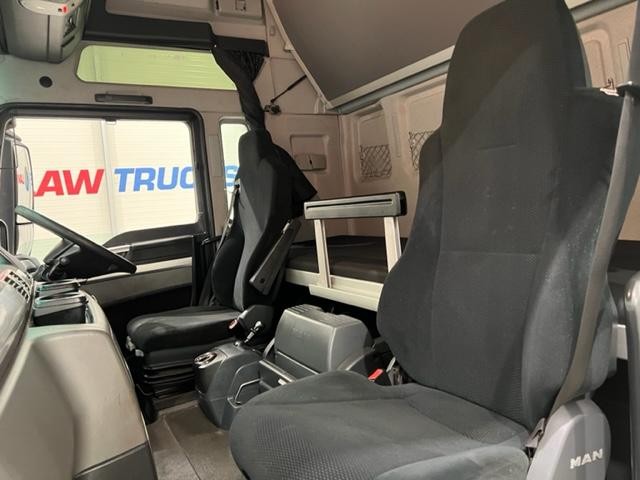 MAN TGX 26.440 6x2 Midlift Tractor Unit