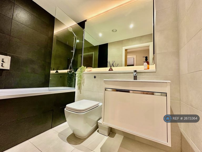 1 bedroom flat in Notte Street, Plymouth, PL1 (1 bed) (#2673364)