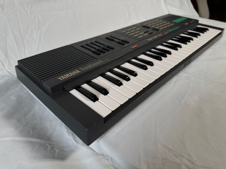 Yamaha Portasound PSS-360 Digital Synthesizer Keyboard