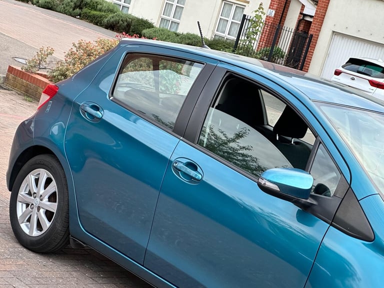 2013 Toyota Yaris 1.33 Dual VVT-i TR Euro 5 5dr HATCHBACK Petrol Manual